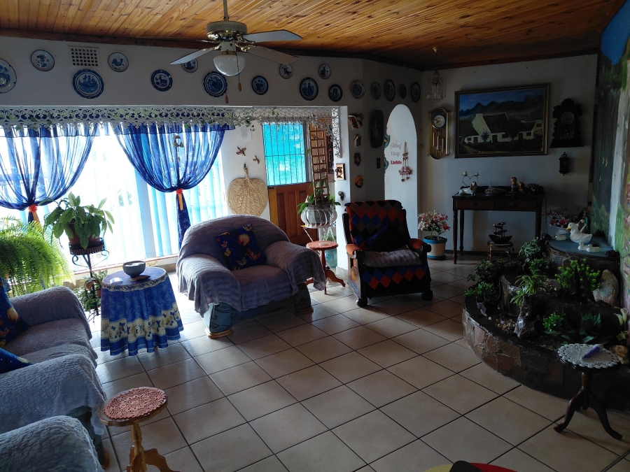 4 Bedroom Property for Sale in Bothasrus Eastern Cape